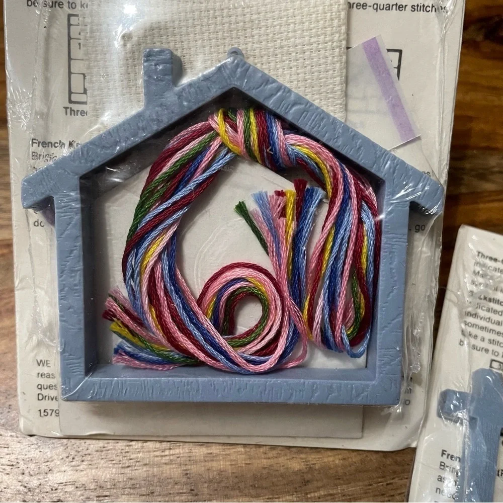 The New Berlin Co. Cross Stitch Magnet Kits #3019 Special Mother #3027‎ Aster
